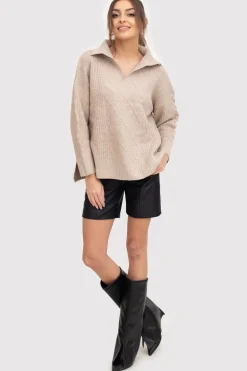 Sweter damski z kołnierzykiem - beżowy