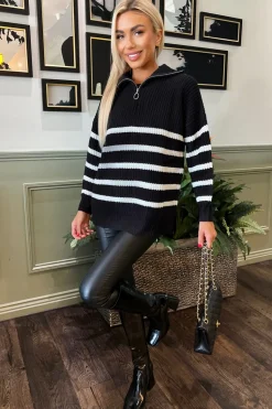 Sweter w pasy o luźnym kroju - czarny