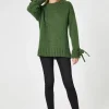 Sweter z wiązanymi rękawami - zielony