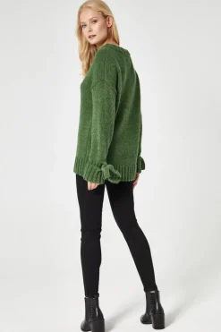 Sweter z wiązanymi rękawami - zielony