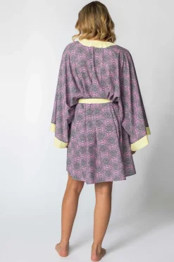 Szlafrok o kroju kimono z nadrukiem - model 2