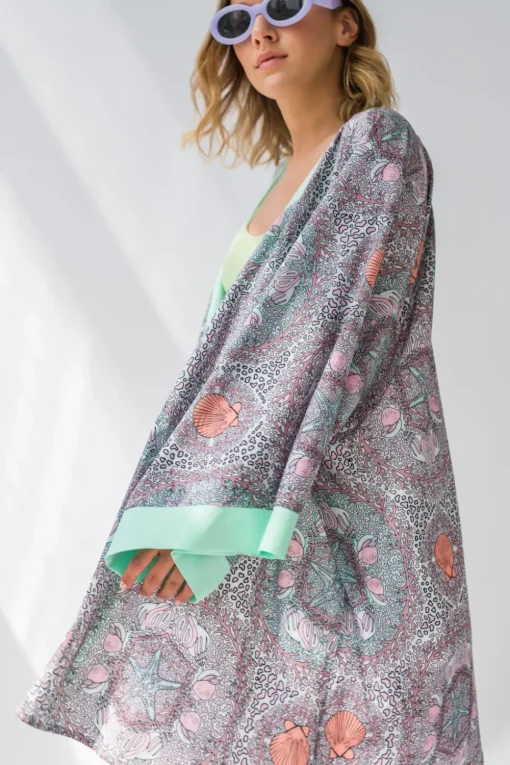 Szlafrok o kroju kimono z nadrukiem - model 3