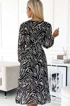 Szyfonowa sukienka midi z długim rękawem - zebra