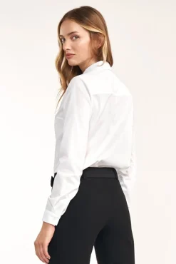 Taliowana koszula damska - biała