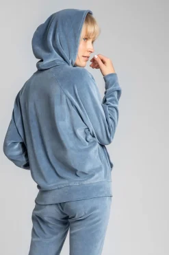 Welurowa bluza z nietoperzowymi rękawami - niebieska