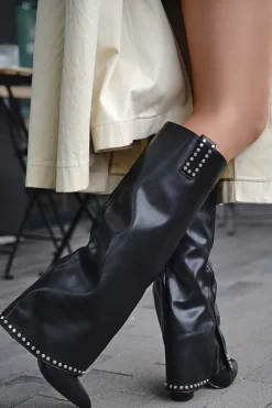 Wysokie buty na grubym obcasie Sasha - czarne