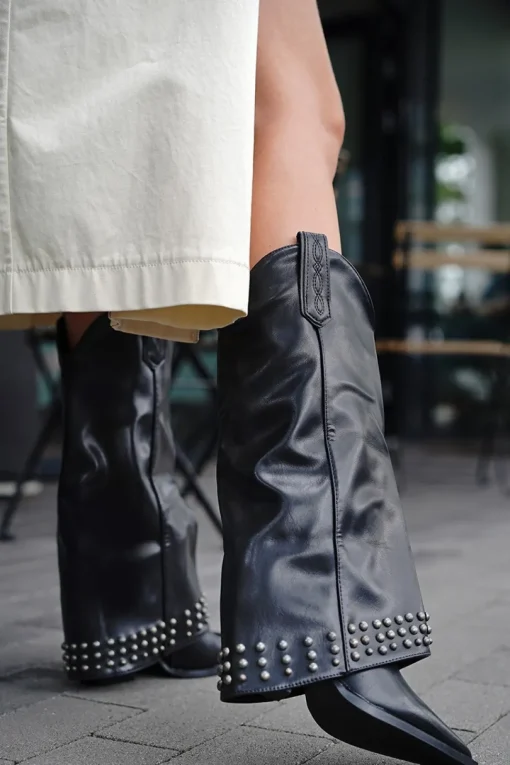 Wysokie buty z ćwiekami Allie - czarne